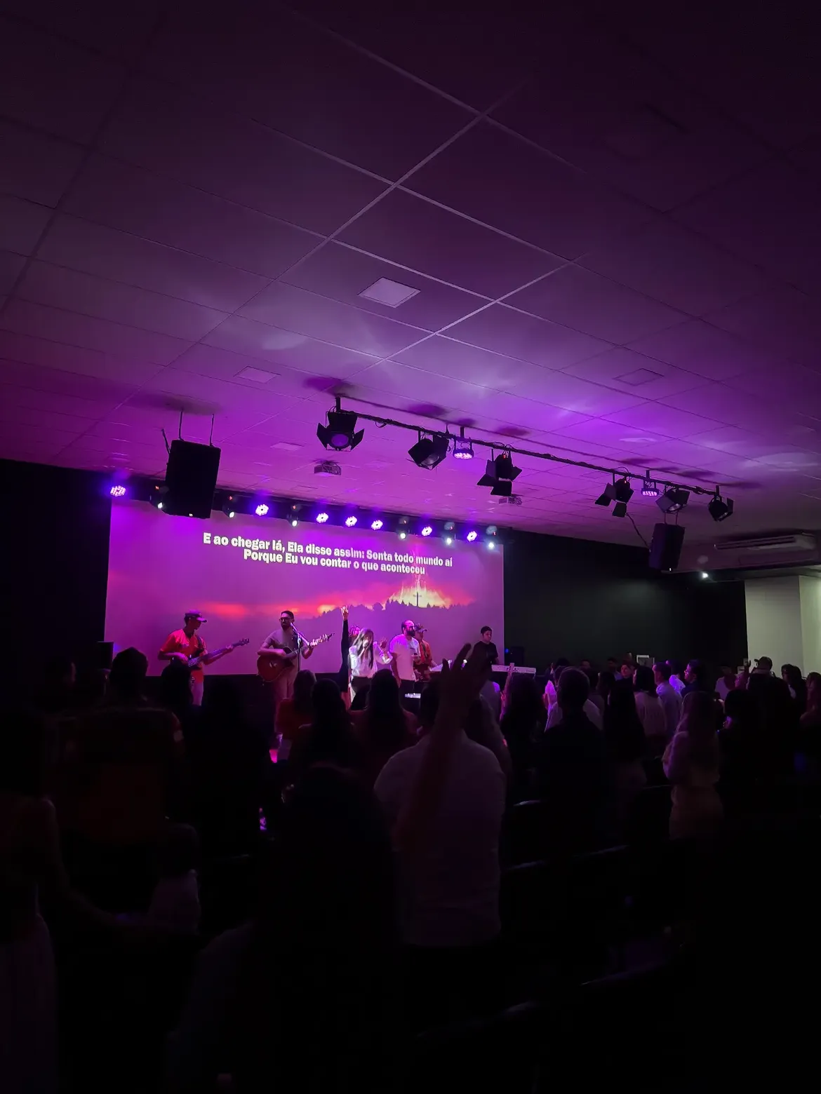 Noite de louvor